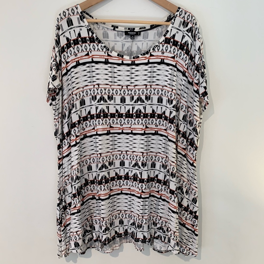 Women’s plus graphic tee size 3X